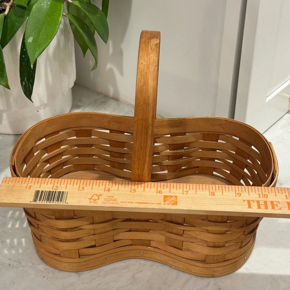 Bradford Basket Company Handwoven Wood Brown 1998 Vintage Peanut Shape USA